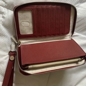 thirty-one Bags - Thirty-One Gifts Merlot Wristlet thirty-one Bags - Thirty-One Gifts Merlot Wristlet
